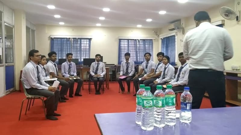 Kingston Polytechnic College Kolkata Grooming Classes photo 4